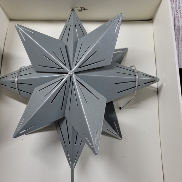 HEARTH & HAND WITH MAGNOLIA CHRISTMAS TREE TOPPER STAR SILVER METAL - Picture 6 of 16